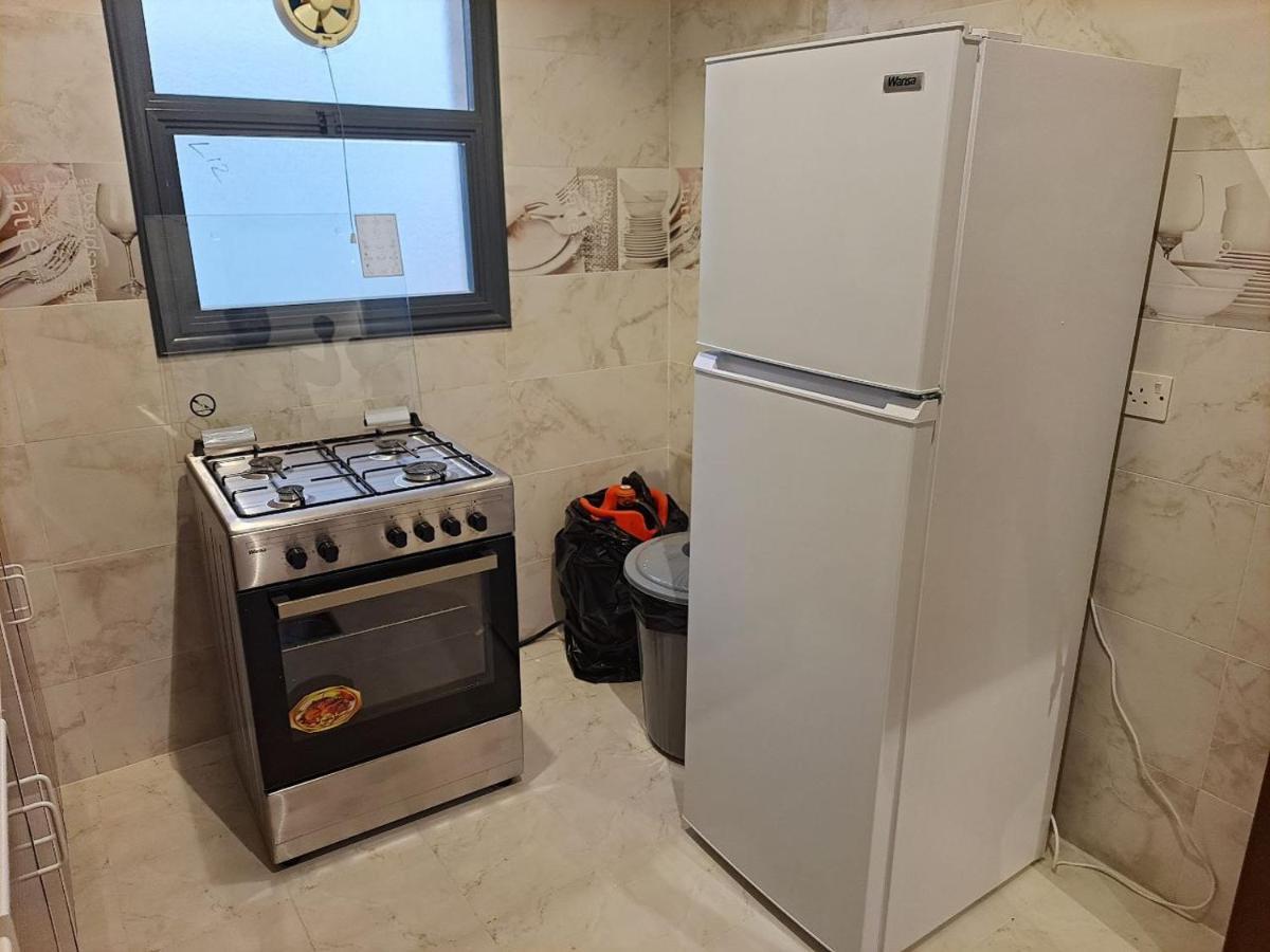 Golden Dahlia Fintas Aparthotel Кувейт Екстериор снимка