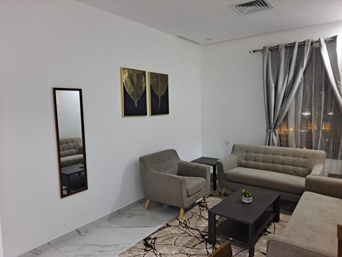 Golden Dahlia Fintas Aparthotel Кувейт Екстериор снимка
