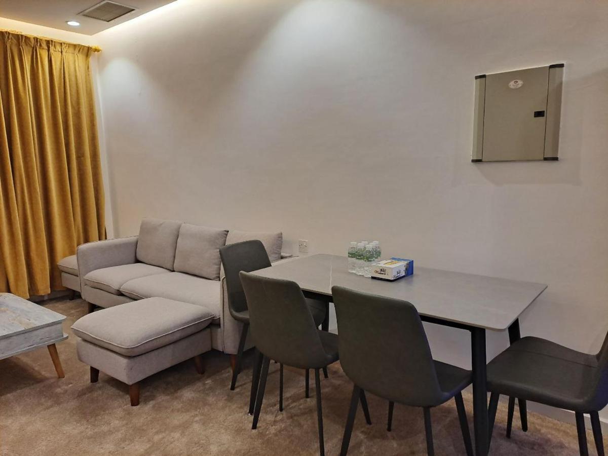 Golden Dahlia Fintas Aparthotel Кувейт Екстериор снимка