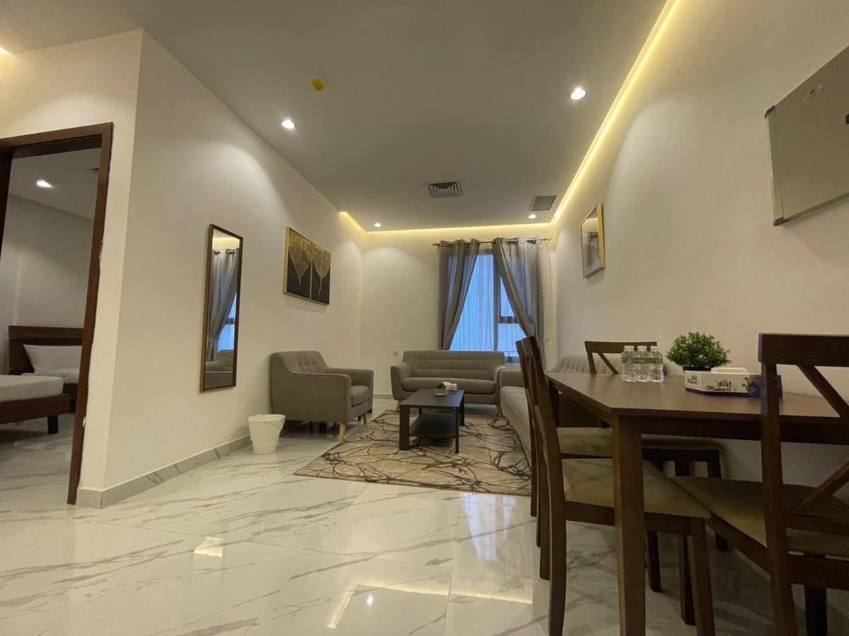 Golden Dahlia Fintas Aparthotel Кувейт Екстериор снимка