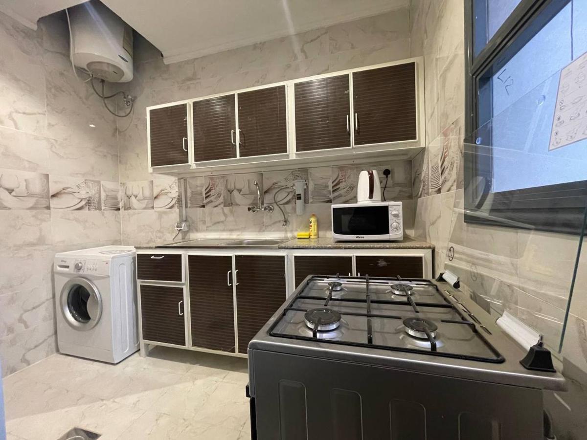 Golden Dahlia Fintas Aparthotel Кувейт Екстериор снимка