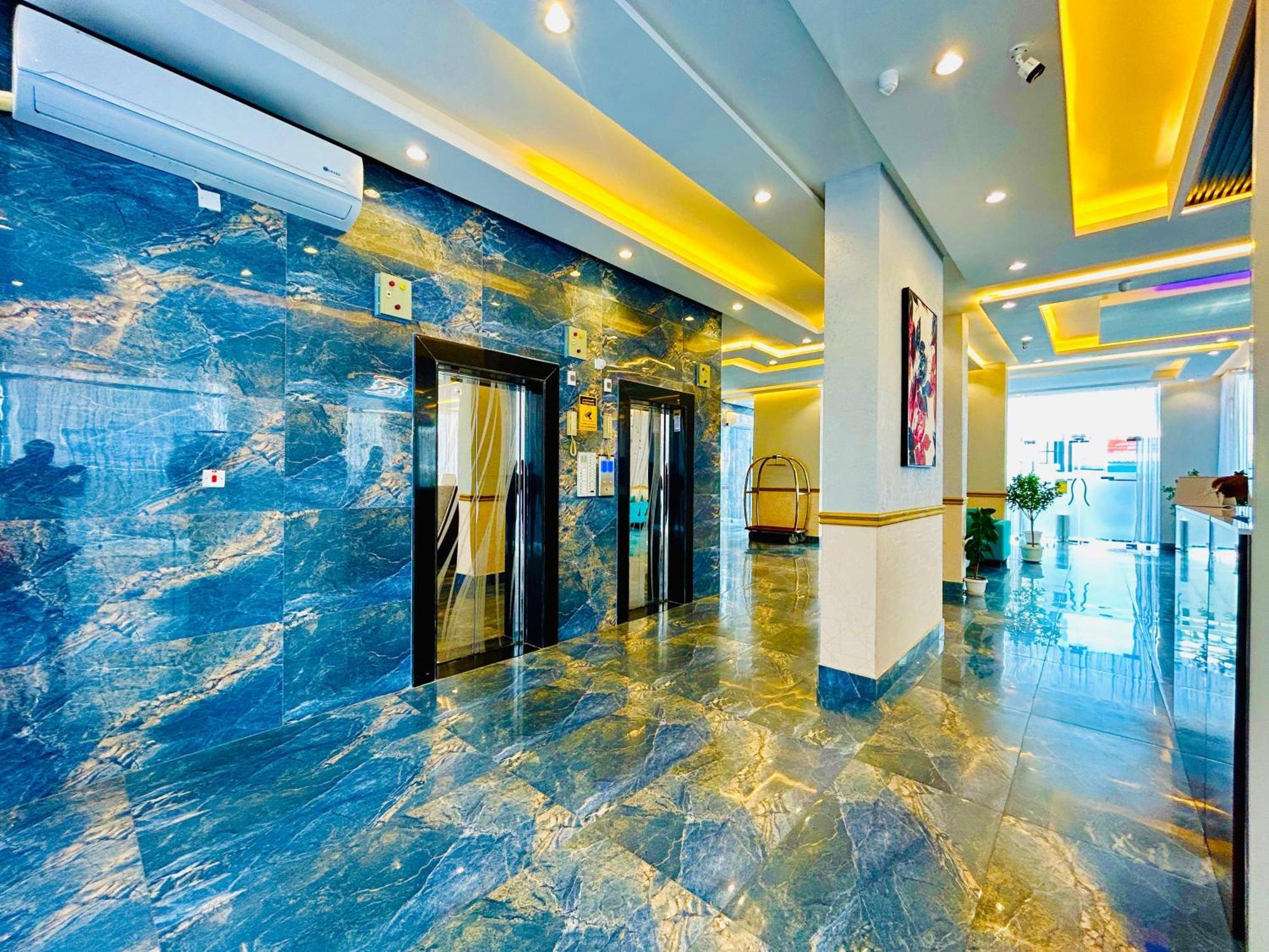 Golden Dahlia Fintas Aparthotel Кувейт Екстериор снимка
